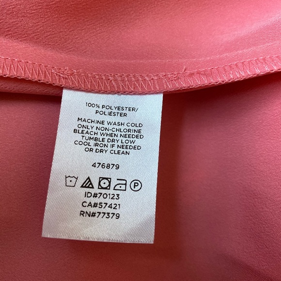 Ann Taylor Petite Flutter Sleeve Top MP - Picture 4 of 4